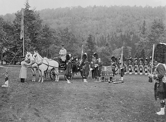 Queen Victoria presenting colours to the Cameron Highlanders a English Photographer