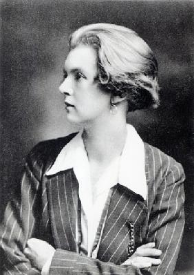 Una Vincenzo, Lady Troubridge, c.1915