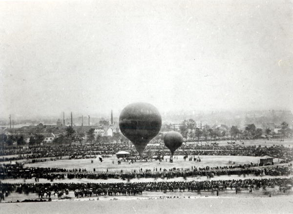 Felix Nadar''s Giant Balloon in Paris, c.1863 (b/w photo)  a French Photographer