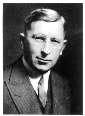 Sir Frederick Grant Banting (1891-1941) (b/w photo) 