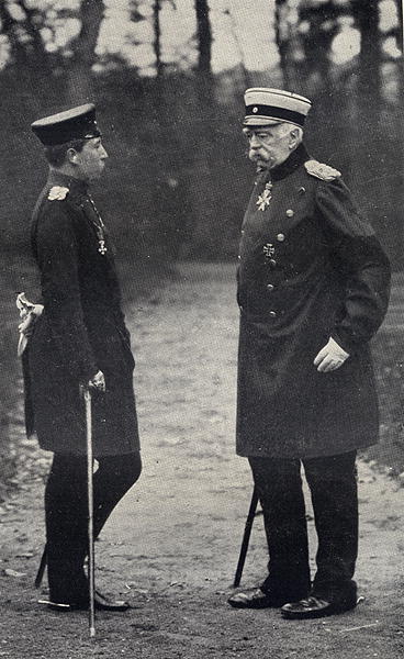 Otto Von Bismarck (1815-1898) German Chancellor and Kaiser Wilhelm II (1859-1941) Emperor of Germany a Fotografo Tedesco