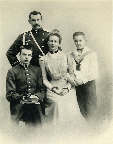 Family portrait of Princess Zenaida Yusupova, Count Felix Sumarokov-Elston and sons Nikolai and Feli a Russian Photographer