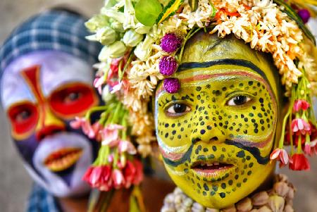 Face painting duo