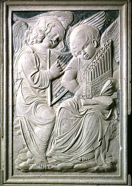 Two putti, one playing the harp and singing, the other playing the portative organ, from the frieze a Agostino  di Duccio