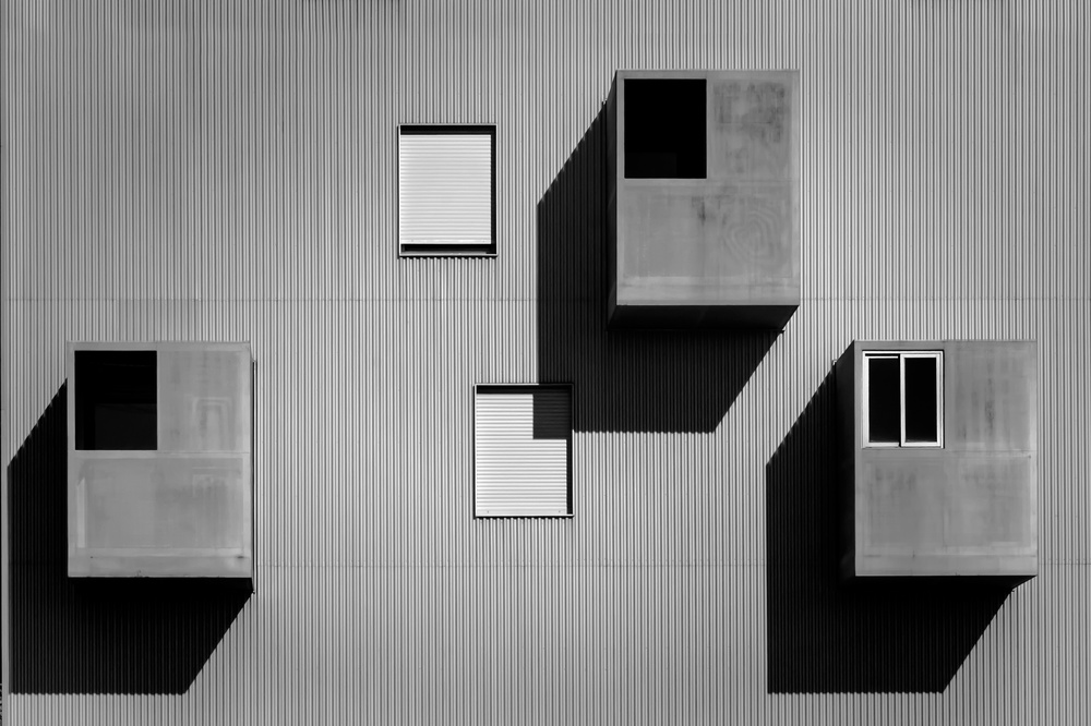 Cubes and Shadows a Alfonso Novillo