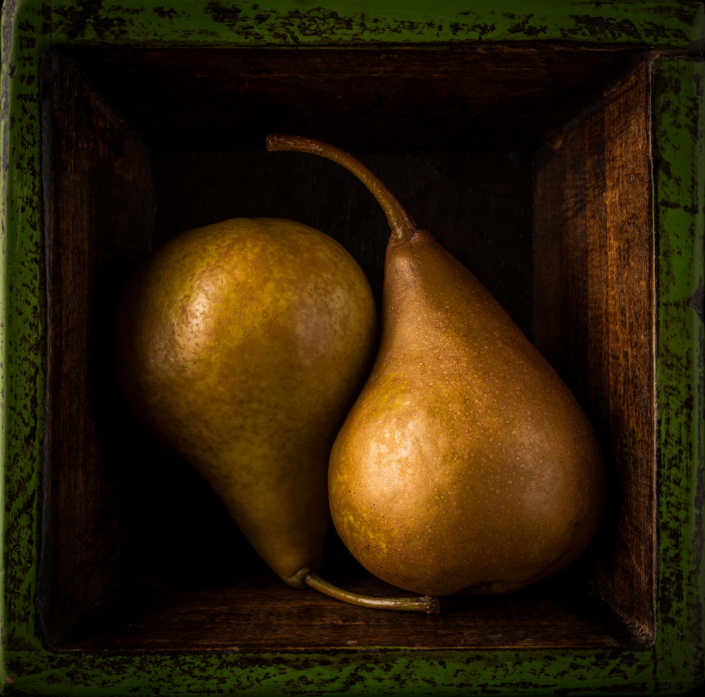 A pair of pears a Allan Li wp