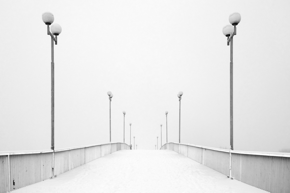 winter symmetry a Andrii Kazun