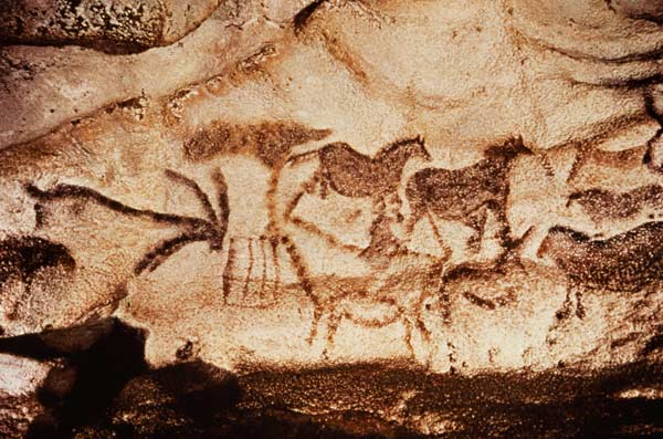 Cave painting of horses and deer a Anonimo