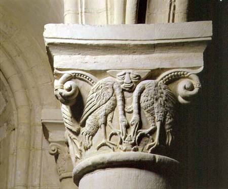 Column capital bearing symmetrically arranged storksfrom the hemicycle choir a Anonimo