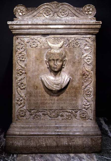 Funerary stele of a ten year old girl called Julia Victorina Roman a Anonimo