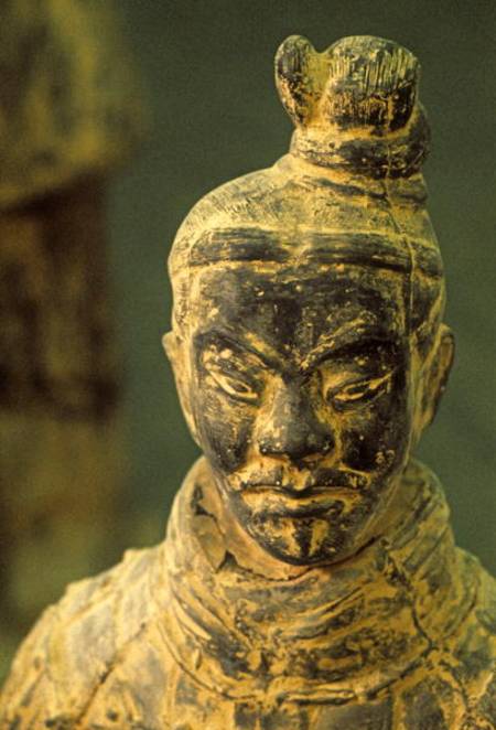 Warrior of the Qin Dynastyfrom near Xi'an a Anonimo