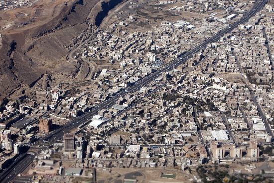 Jemen - Sanaa aus der Luft a Arno Burgi