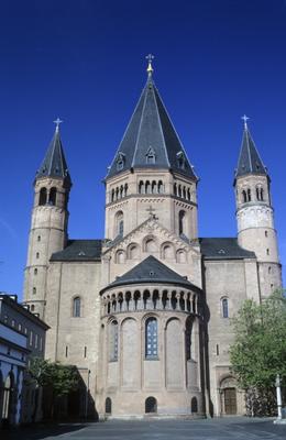 Mainzer Dom a Arno Depta