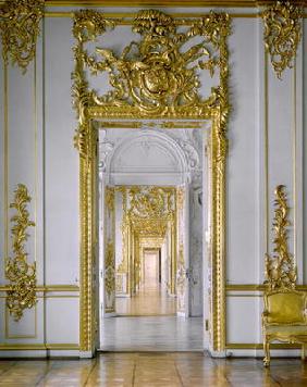 The Golden Suite, an enfilade of carved and gilded portals in the Catherine Palace (photo)