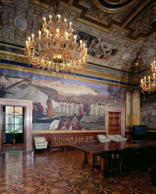 The 'Sala Maccari' (Maccari Room) richly decorated with gilt stucco and scenes from Roman history, d a Cesare Maccari