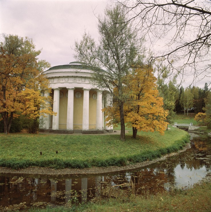 Pavlovsk. The Temple of Friendship a Charles Cameron