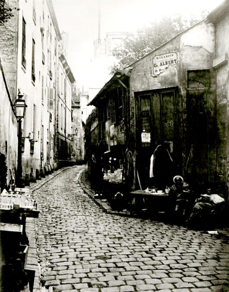 Rue du Jardinet and the cul-de-sac of Rohan, Paris, 1858-78 (b/w photo)  a Charles Marville