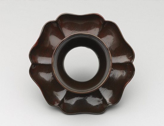 Tea Bowl Stand, Southern Song Dynasty a Scuola Cinese