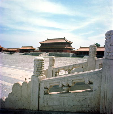 View of the central ramp leading from the Hall of Supreme Harmony, Ming Dynasty 1420 (photo) a Scuola Cinese