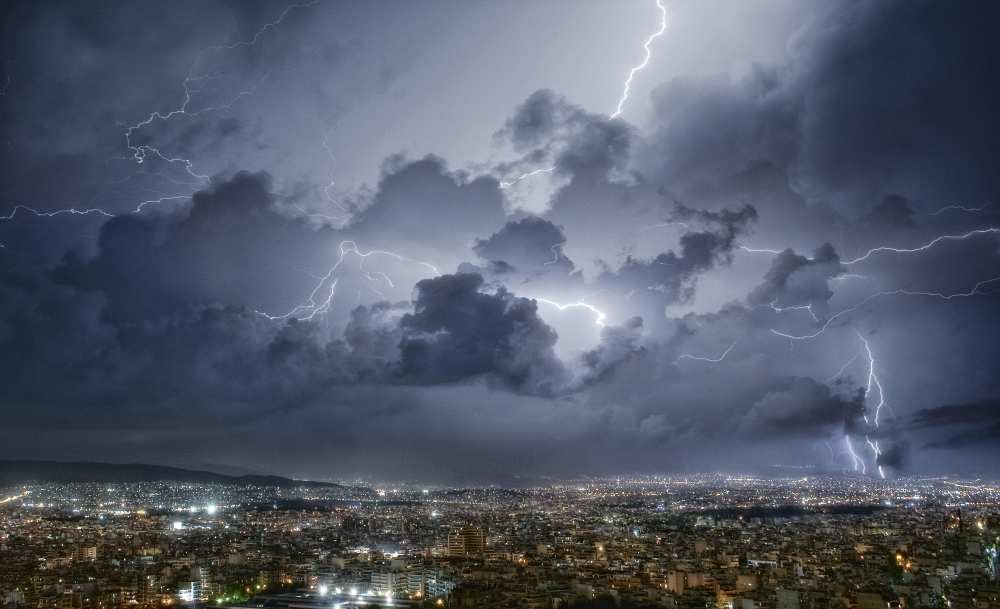 Lightning over Athens a Chris Kaddas