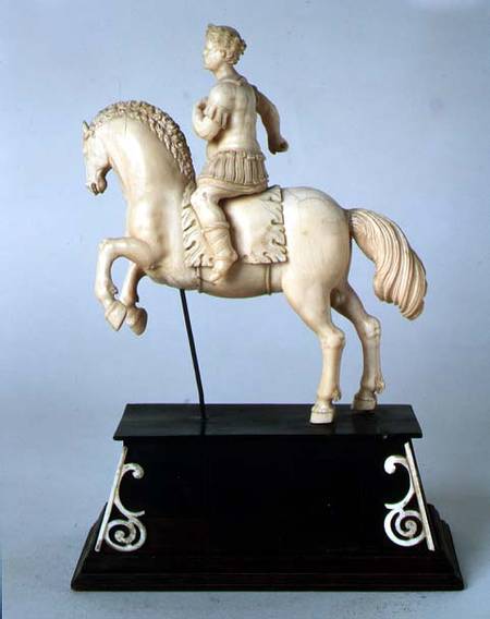 Emperor on horseback, sculpture a Cristof  Angermair