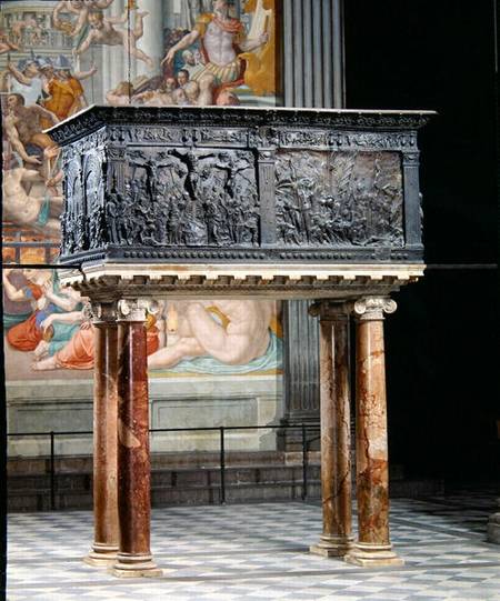 Pulpit from the south side of the nave a Donatello