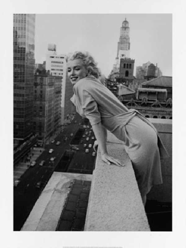 Marilyn Monroe on the Ambassador a Ed Feingersh
