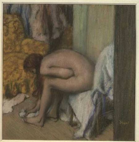 After the Bath, Woman Drying her Left Foot a Edgar Degas