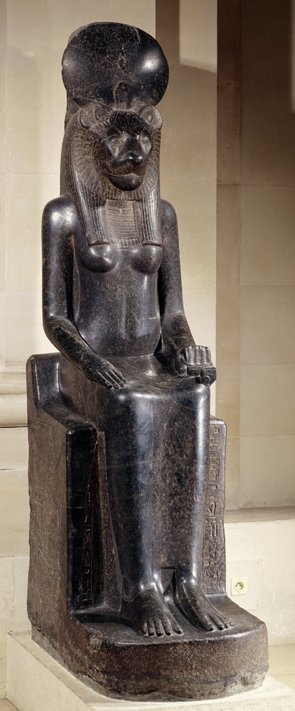 Statue of the lion-headed goddess Sekhmet, from the Temple of Mut, Karnak, New Kingdom a Egizi