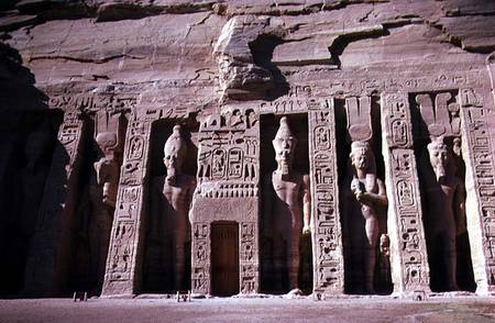 Facade of the Temple of Queen Nefertari, New Kingdom a Egizi
