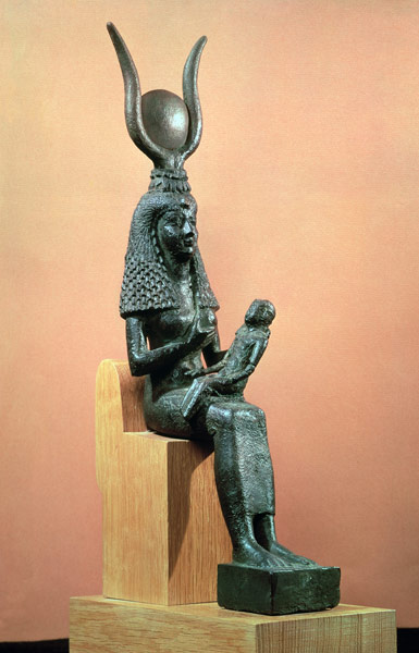 Isis suckling the infant Horus a Egizi