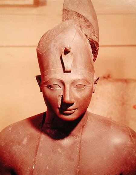 Statue of Tuthmosis III (ruled 1504-1450 BC), from the Temple of Amun, Karnak a Egizi