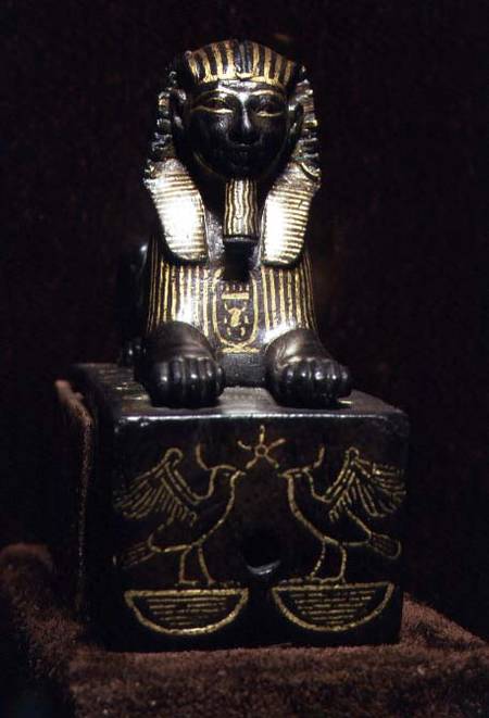 Statuette of a sphinx of King Tuthmosis III, New Kingdom a Egizi