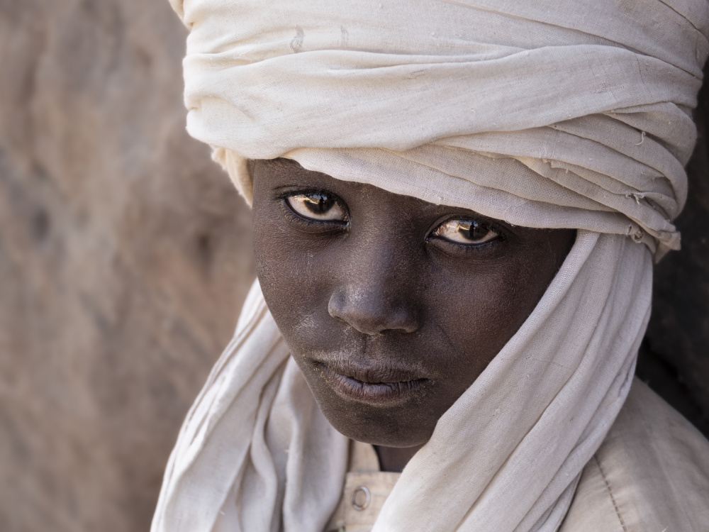 gazes at Ennedi desert, Tchad a Elena Molina
