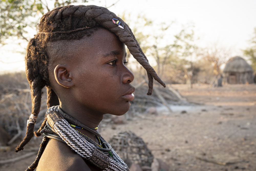 Himba boy, southern Angola a Elena Molina