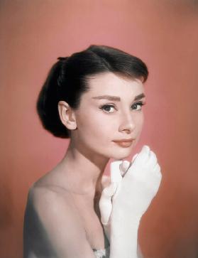 Ritratto di Audrey Hepburn nel ruolo di Sabrina
