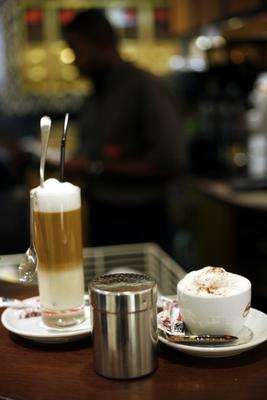 Kaffee Latte und Capucino a Erich Teister