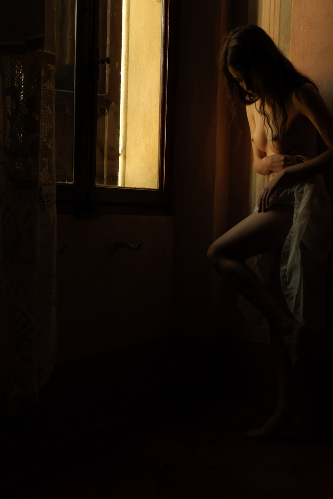 by the window a Federico Cella