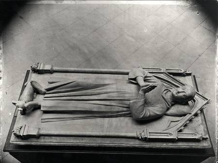 Funeral statue of Louis de France (1243-60), oldest son of saint Louis, from Royaumont Abbey a Scuola Francese