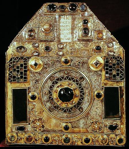 Phylactery or pentagonal reliquary, 10th-11th century (wood, copper, gilded silver & semi-precious s a Scuola Francese