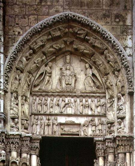 View of the tympanum depicting the Madonna and Child Enthroned, South Door of the Royal Portal a Scuola Francese