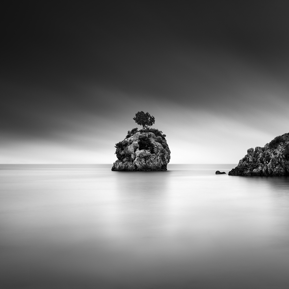 A Piece of Rock 32 a George Digalakis