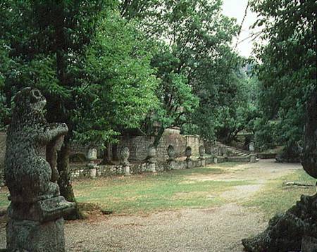 View of the Xisto with heraldic bears and acorns, from the Parco dei Mostri (Monster Park) gardens l a Giacomo Barozzi  da Vignola