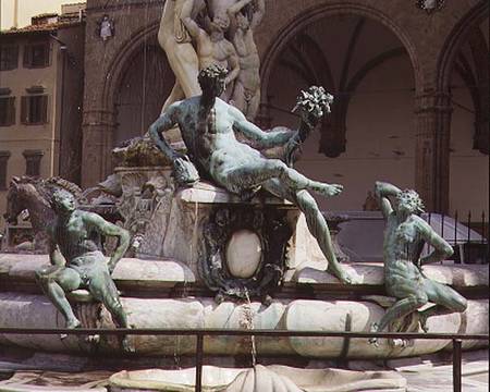 The Fountain of Neptune, detail of three seated figures a Giambologna