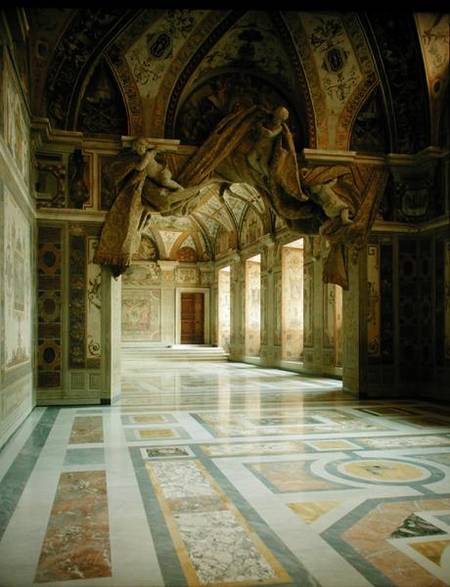 Interior with view of sculpted angels (photo) a Gianlorenzo Bernini