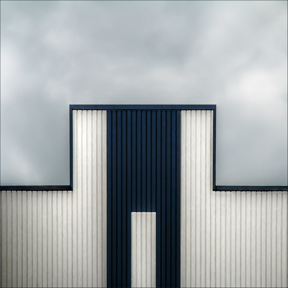 The tetris factory a Gilbert Claes