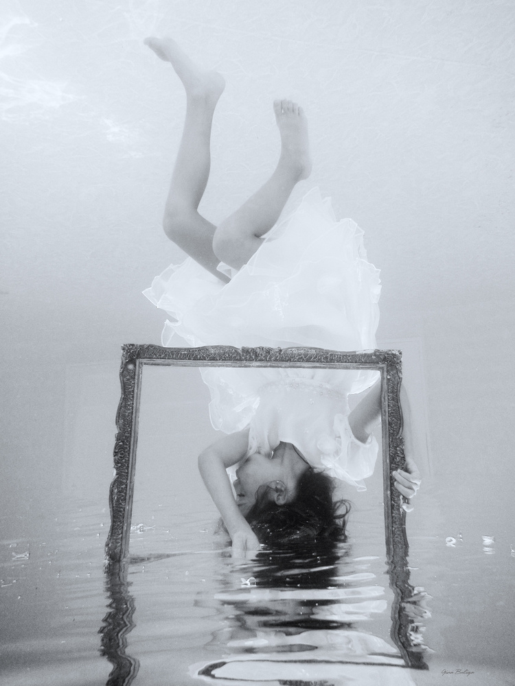 Underwater Love a Gina Buliga