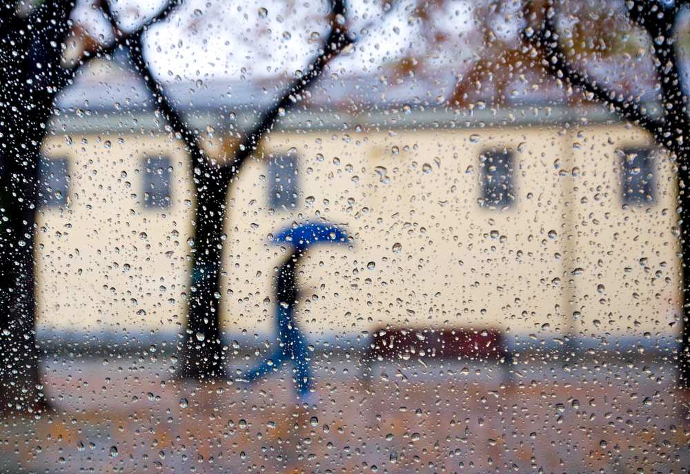 ....a rainy day a Giorgio Toniolo