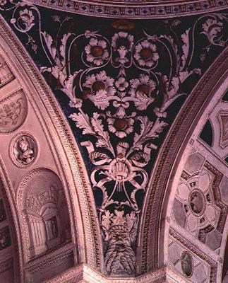 The loggia, detail of a spandrel in the vault decorated with floral reliefs, 1520's (stucco) a Giovanni da Udine