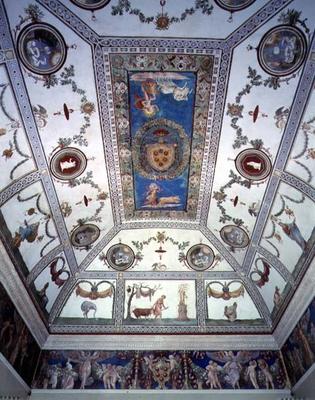 The 'Camera con Fregio di Amorini' (Chamber of the Cupid Frieze) detail of the ceiling, 1520's (phot a Giulio  Romano